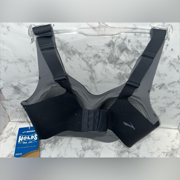 New Brooks Dare Scoopback Women’s Run Bra 30 C/D Gray Workout- Sport Max Support - Picture 3 of 4